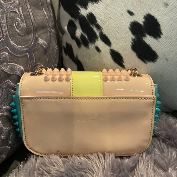 Christian loubouton handbag - Picture 3 of 6